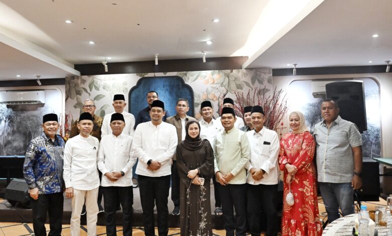 Gubsu Buka Puasa Bersama Pimpinan DPRD Sumut 1 .jpg 780x470 1
