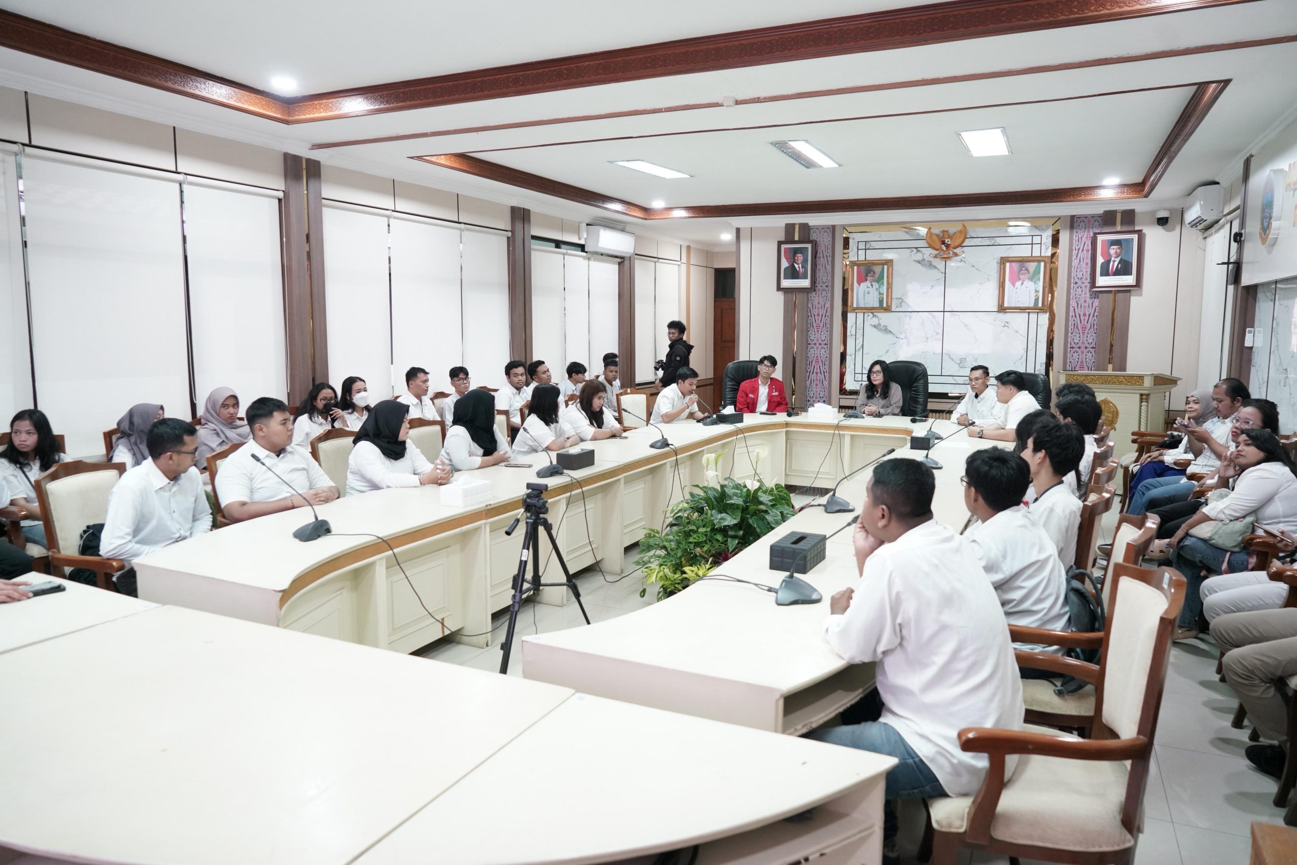PB IMSU Gelar Seminar Budaya Ulos dan AI: Merajut Warisan, Menenun Peradaban di Era Kecerdasan Buatan 2 IMG 20260307 WA0081 scaled