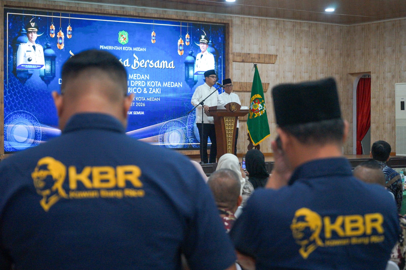 b4cb64d9 9ecd 40b2 9718 c6e8b7e999fc