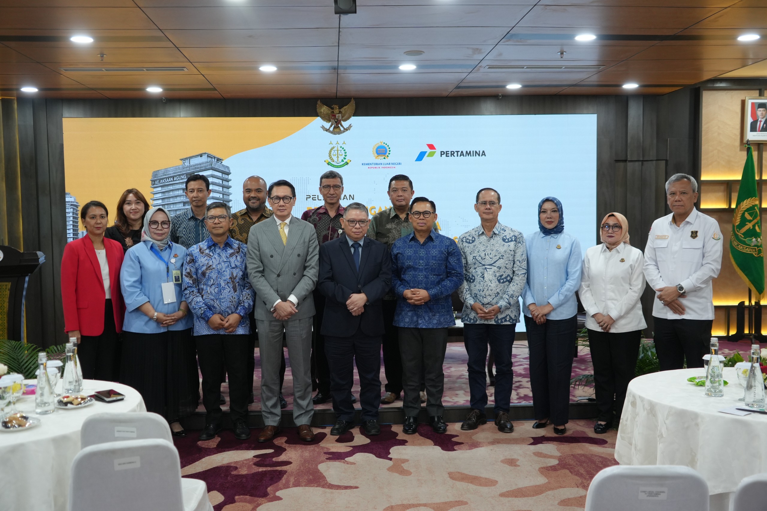 19f9cf51 65c7 403e b7dc 1f4d218bc5da