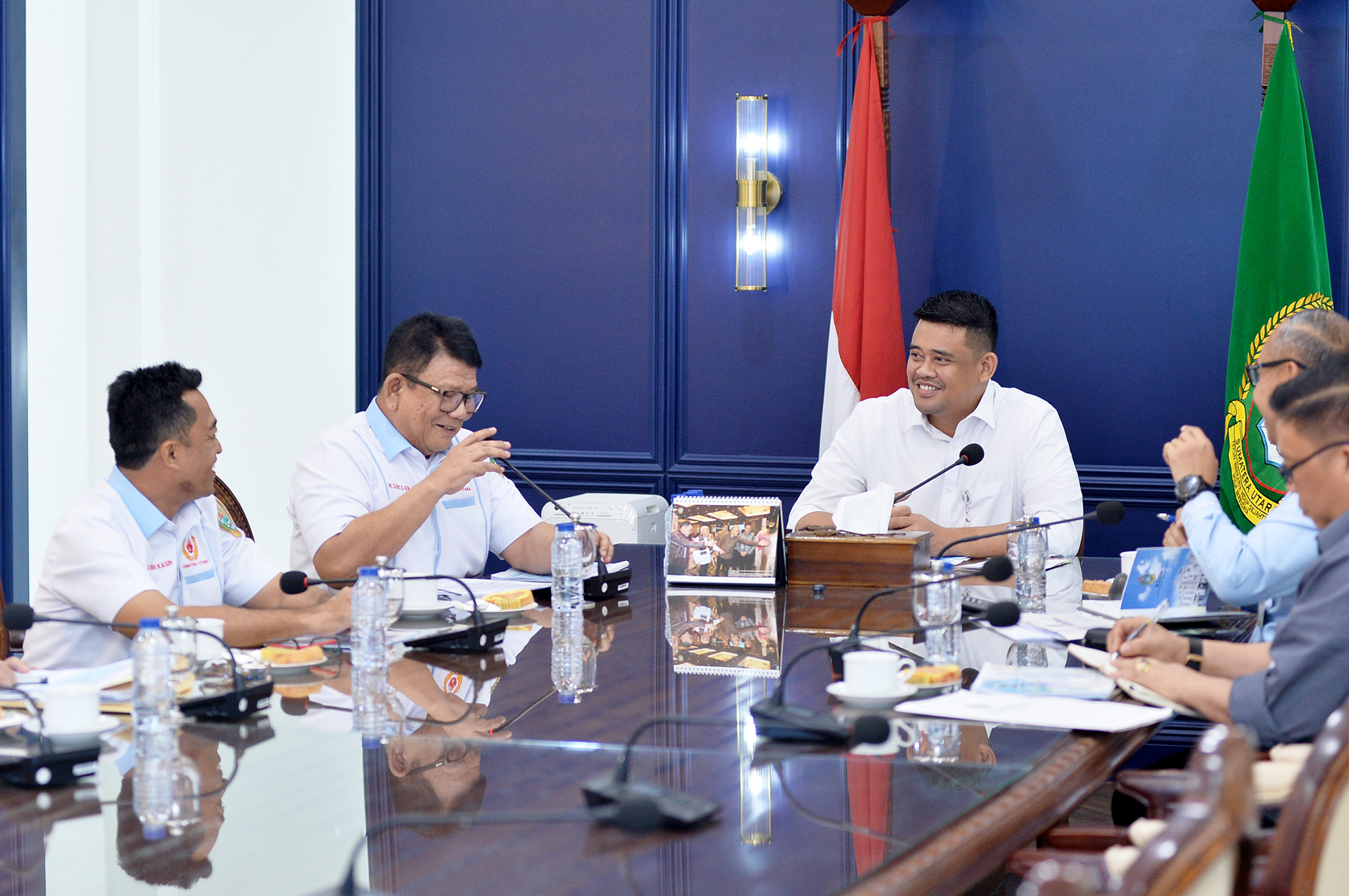 Gubsu terima pengurus KONI 2.jpg