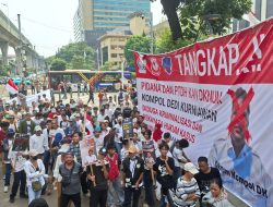 Dugaan Kriminalisasi dan Rekayasa Kasus Rahmadi, Massa Kepung DPR & Mabes Polri Desak Kompol DK Dipecat