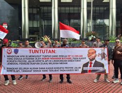 Unjuk Rasa Desak KPK Periksa Akbar Himawan Terkait Rp3,5 Miliar