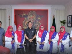Ketua DPRD Medan Terima Audiensi Majelis Ta’lim Perempuan Indonesia