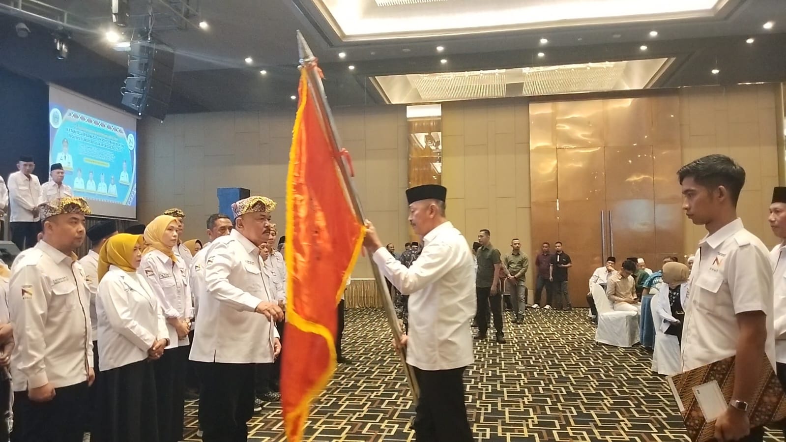 H. Ir. Erwan Rozadi Nasution Resmi Pimpin IKANAS Sumut 2025–2030, Serukan Persatuan Besar Keluarga Nasution untuk Bangun Sumatera Utara 2 235d6fff 5d69 4450 9693 50e8c917e240