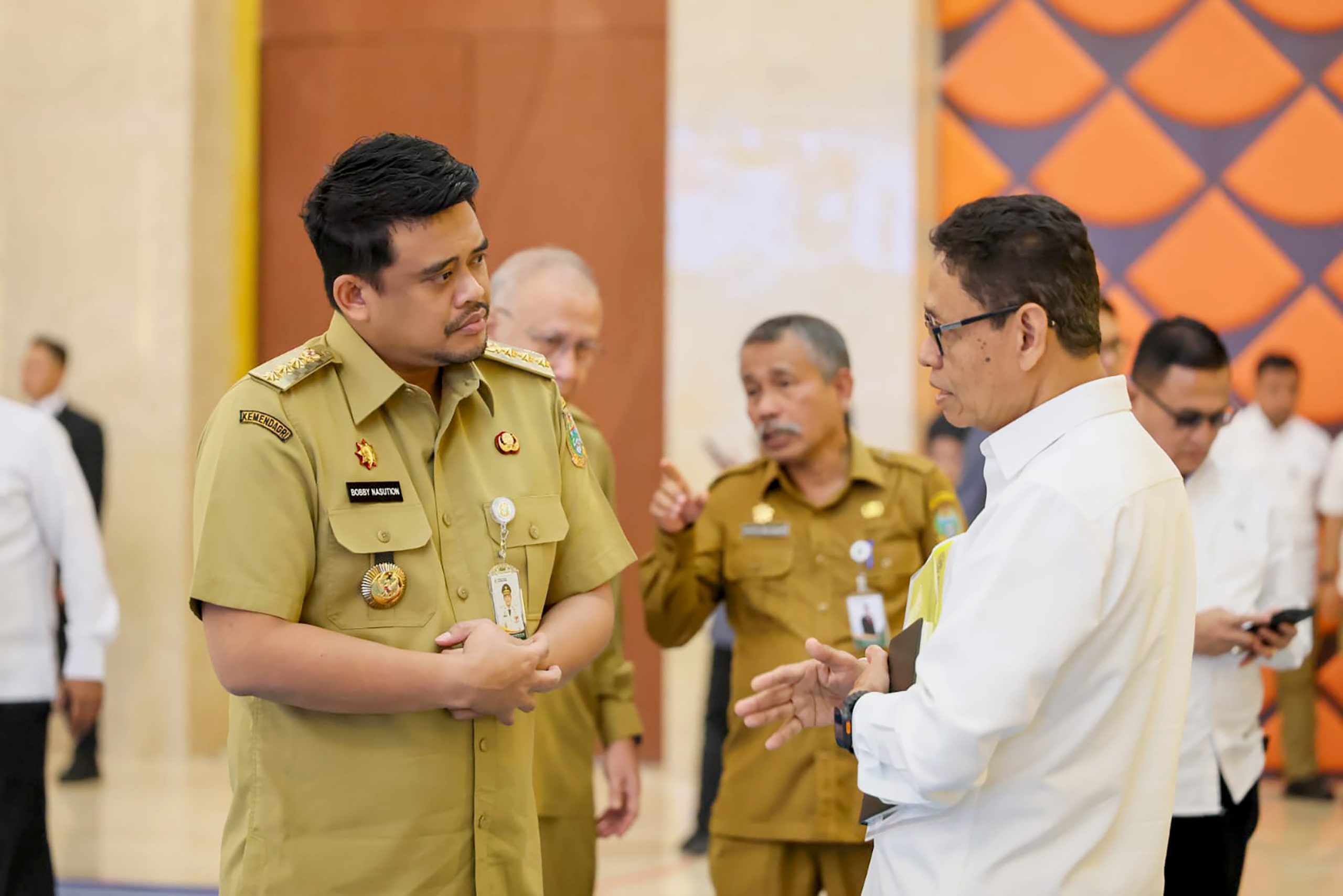 Foto Gubernur Sumut Rakor Pengembalian Dana Transfer Daerah 3.jpg scaled