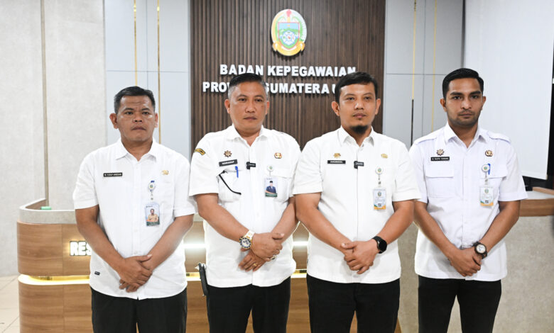 Plt. Kepala Bapeg bersama Kadis Kominfo Sumut .jpg 1 780x470 1