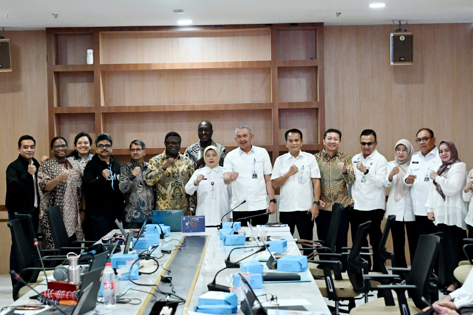 100626 SEKDA RAKOR UNICEF 01.jpg 1536x1024 1