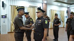 Kajati Sumut Muhibuddin Lantik Kajari Mandailing Natal dan Dua Koordinator Kejatisu