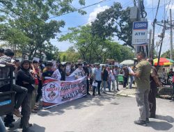 Alisansi CS KERAS Geruduk Kejatisu dan Bakar Foto Walikota, Goklif Manurung: Kajati Sumut Segera  Periksa & Tangkap Wesly Silalahi Terkait Gurita Korupsi di Siantar