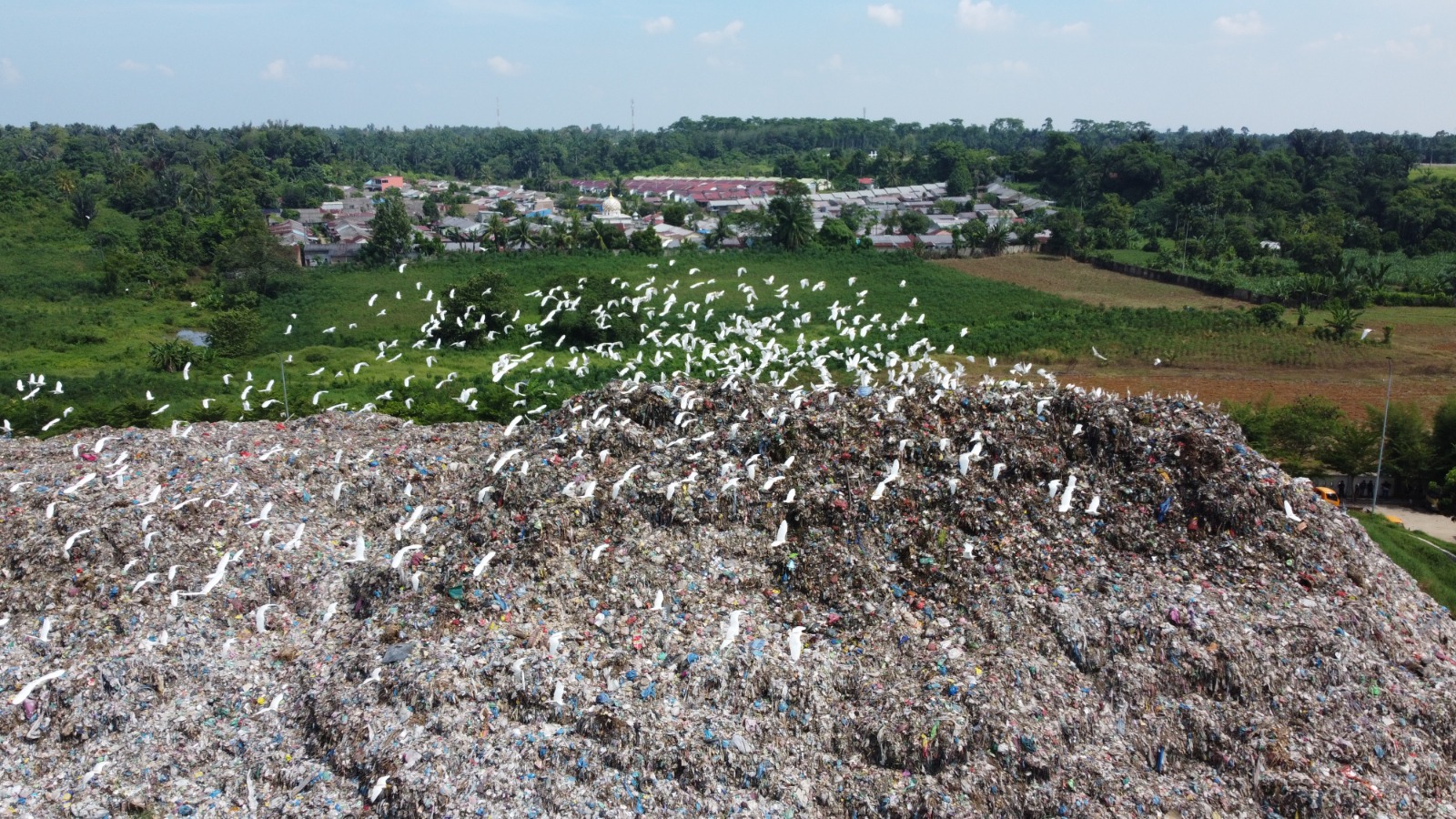 TPA Tadukan Raga Resahkan Warga, Open Dumping Berkedok Sanitary Landfill 3 IMG 20260619 WA0150