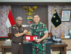 Perkuat Koordinasi Kelembagaan, Kajati Sumut Bertemu Pangdam I/BB