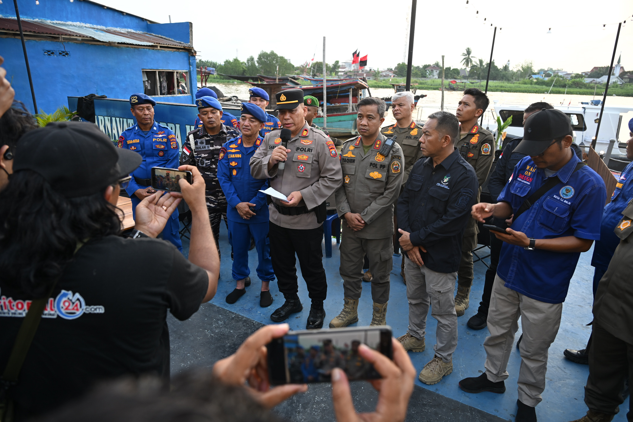 PemprovSumut Patroli Gabungan di Perairan Tanjungbalai 1.jpg
