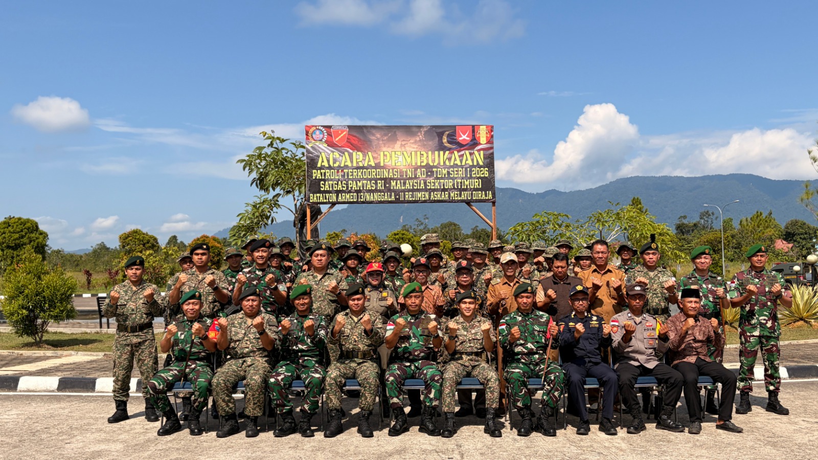 Jaga Kedaulatan Batas Negara, TNI dan TDM Resmi Buka Patroli Terkoordinasi Seri 1 Tahun 2026 di PLBN Badau 2 641b9787 e6bc 4299 b02b 0177b49ca857