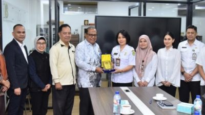 Sekretariat DPRD Sambut Audiensi FISIP UNDHAR