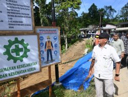 Wagub Surya Pastikan Pembangunan Bronjong Jalan Miga-Lolowua Tepat Waktu