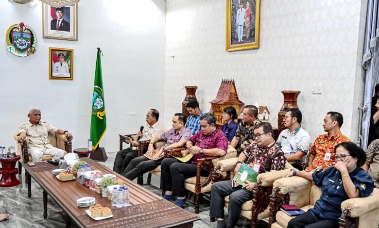 130826 WAGUBSU RAPAT PENGUATAN UHC 03.jpg 780x470 1