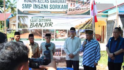 Ketum PP Persis dan Wamen Dikdasmen Tinjau Sekolah Terdampak Banjir di Tapanuli Tengah, Resmikan Ruang Kelas Darurat