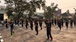 Mempererat Kebersamaan dan Persahabatan di Tapal Batas, Pos Kotis Satgas Yonarmed 13/Nanggala Gelar Beragam Lomba Memeriahkan HUT Ke-81 RI