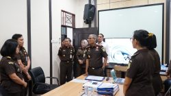 Pastikan Kesiapan Jajaran Dalam Penegakan Hukum, Kajati Sumatera Utara Inspeksi Kejaksaan Negeri Medan