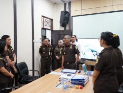 Pastikan Kesiapan Jajaran Dalam Penegakan Hukum, Kajati Sumatera Utara Inspeksi Kejaksaan Negeri Medan