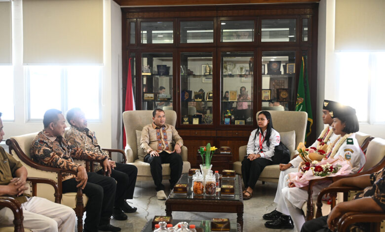 Sekda Sambut Kepulangan Paskibraka asal Sumut 2.jpg 780x470 1