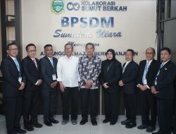 Wakajatisu Eko Adhyaksono Sebagai Penguji Pada Seminar Hasil Proyek Perubahan Pelatihan Kepemimpinan Nasional Tingkat II di BPSDM Provinsi Sumut