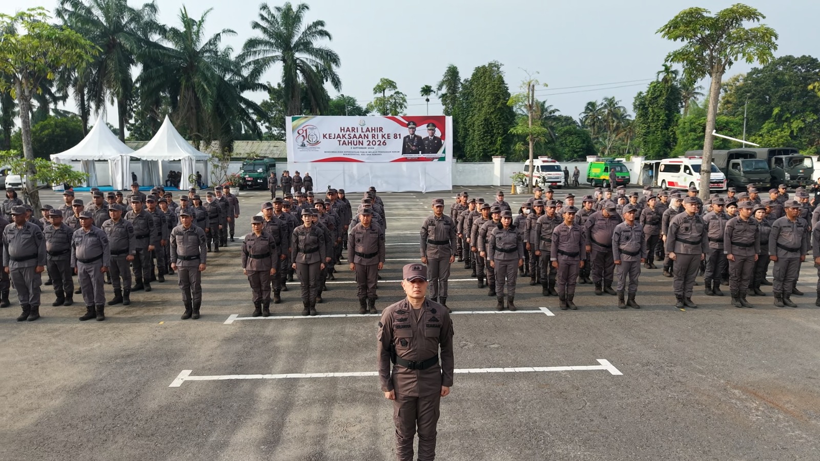 Kajati Muhibuddin Pimpin Upacara Peringatan Hari Lahir Kejaksaan RI ke-81 di Kejati Sumut 3 IMG 20260902 WA0133