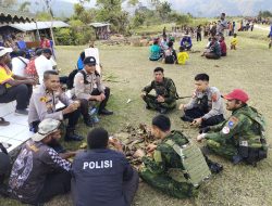 Pos Apalapsili Satgas Pamtas Kewilayahan RI-PNG Yonif 645/Gty Gelar Pengamanan Ibadah Masuk Injil di Distrik Apalapsili