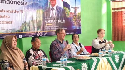 Kuliah Umum di UM Papua, Wakil Dubes Belanda Ajak Mahasiswa Berpikir Kritis dan Buka Peluang Kerja Sama