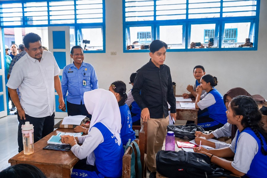 Kunjungan Wapres SMA 1 Barus 2 jpg