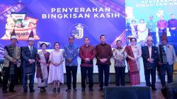 Pesta Olob-Olob GKPS Resort Medan Barat, Pj Sekdaprov Sumut Ajak Jemaat Perkuat Gotong Royong dan Kepedulian Sosial 7 Sekda Olob olob GKPS Resort Medan Barat 5.jpg 780x470 1