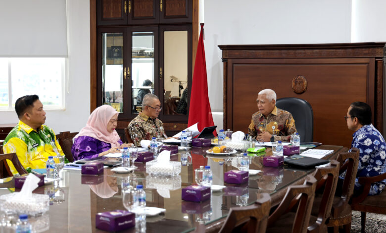 Wagub Rapat Akselerasi Peningkatan SAKIP 1.jpg 780x470 1