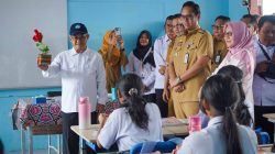 Bersama Mendikdasmen, Rico Waas Tinjau SMPN 16, Mebelair Rusak Diganti Tahun Ini 4 whatsapp image 2026 09 14 at 152415 1 1789375071