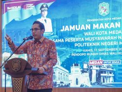 Rico Waas Ajak Mahasiswa Politeknik Ciptakan Solusi untuk Persoalan Kota