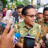 Turun Langsung di Tengah Hujan, Rico Waas Pastikan Pengerjaan Drainase Gaperta Berjalan Optimal