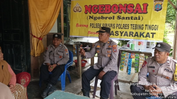 Tampung Aspirasi, Wakapolsek Sipispis "Ngebonsai" Bersama Masyarakat 3 whatsapp image 2026 09 25 at 15.07.28 3 891693