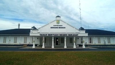 Kebutuhan Petani Terpenuhi, Ketua Kelompok Tani Desa Silaurakyat Ucapkan Terima Kasih Kepada Bupati dan Wakil Bupati Sergai