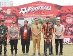 Rico dan Wong Kompak Serukan Sportivitas di Football Cup HUT ke-67 PP