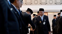 Wagub lantik Pejabat Adm dan Pengawas 1.jpg