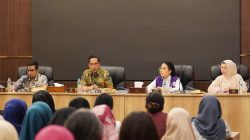Antisipasi Dampak Kabut Asap Karhutla, Wali Kota Medan Distribusikan 1.800 Kotak Masker Hingga Siagakan Seluruh Faskes